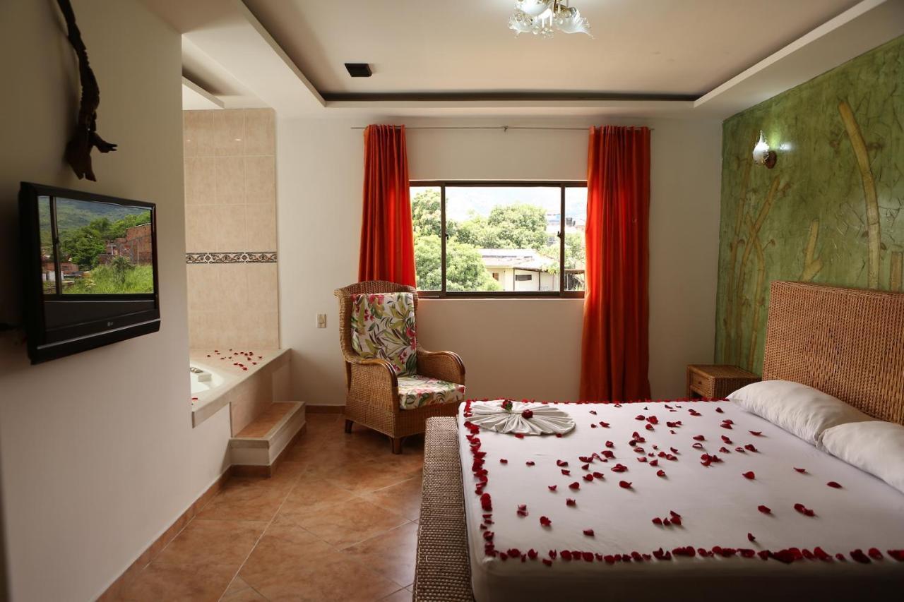 Hotel Anamichu Suites Melgar Exterior photo